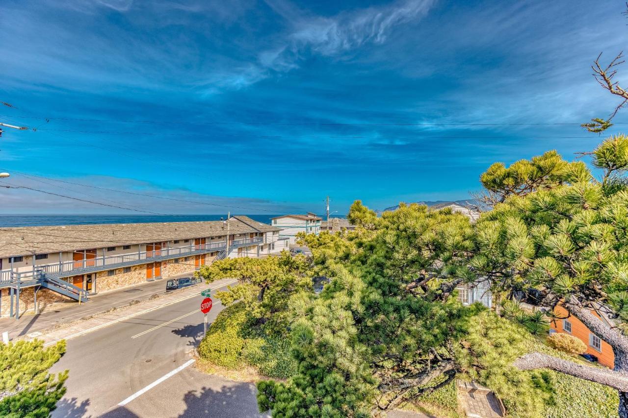 A Slice Above Villa Lincoln City Exterior foto