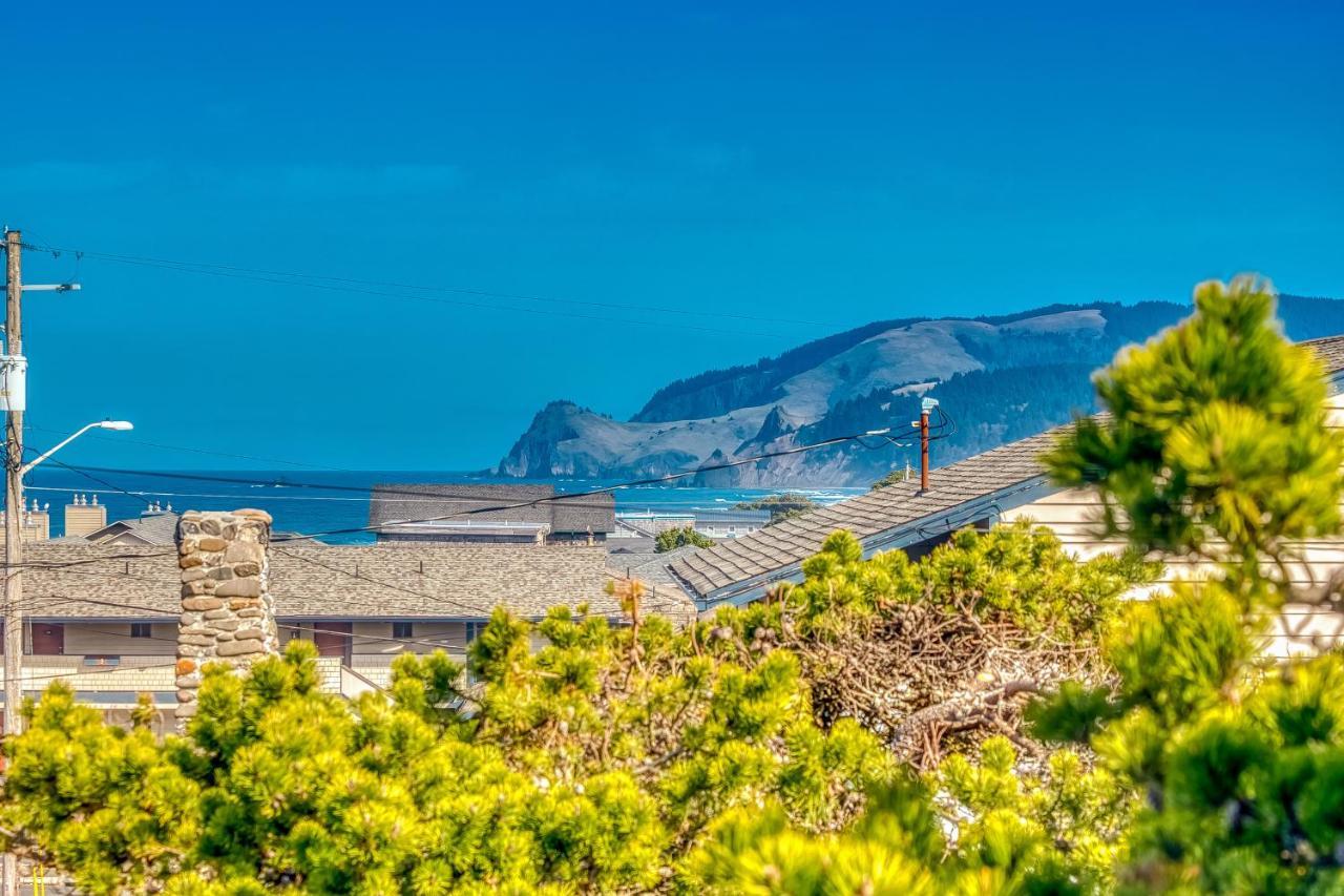 A Slice Above Villa Lincoln City Exterior foto